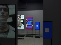 43 ιντσών υψηλής φωτεινότητας οθόνη προς το παράθυρο