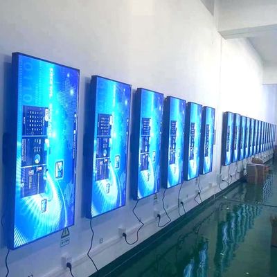 Επιτροπή επίδειξης προθηκών LCD 55 ίντσας που κρεμά 3500nits 1080p